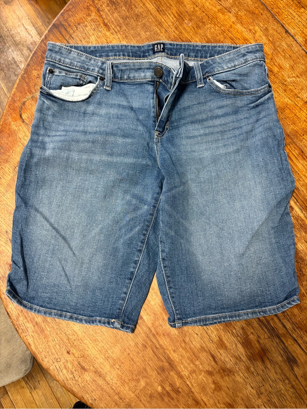 GAP Men’s Light Blue Denim Jean Shorts